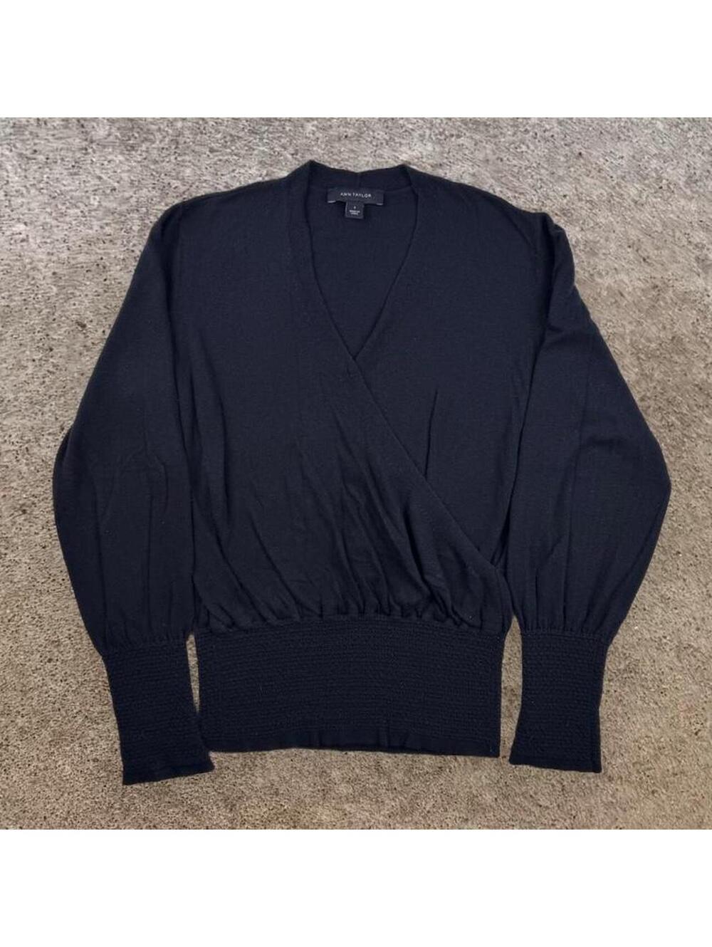 ANN TAYLOR Black Faux Wrap Sweater Smocked Waist Balloon Sleeve Top Women’s S
